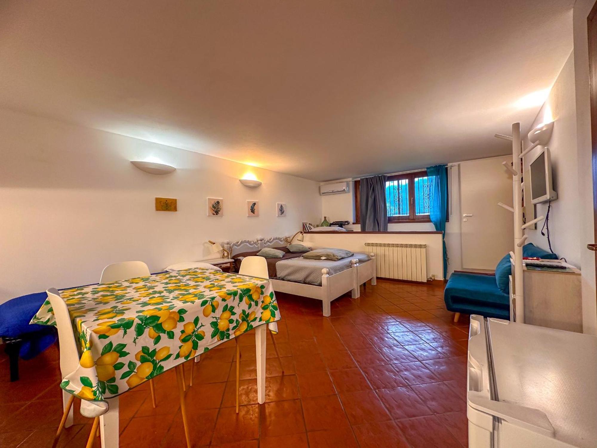 Appartamento A Due Passi Dal Lago Con Box Dorio Bagian luar foto