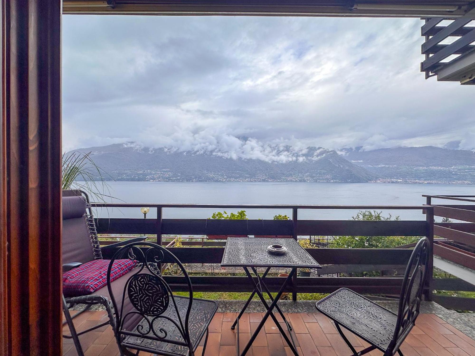 Appartamento A Due Passi Dal Lago Con Box Dorio Bagian luar foto