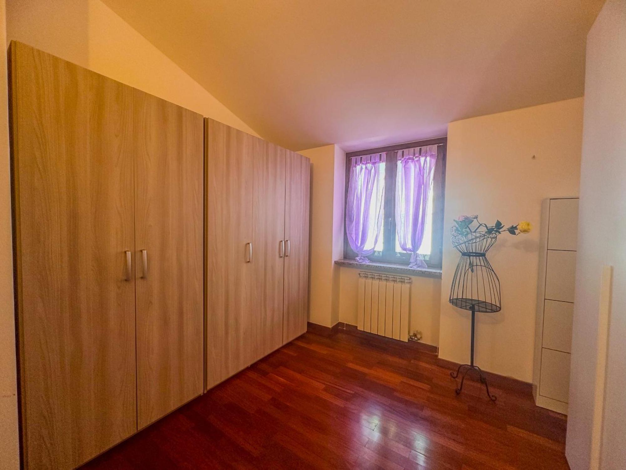 Appartamento A Due Passi Dal Lago Con Box Dorio Bagian luar foto